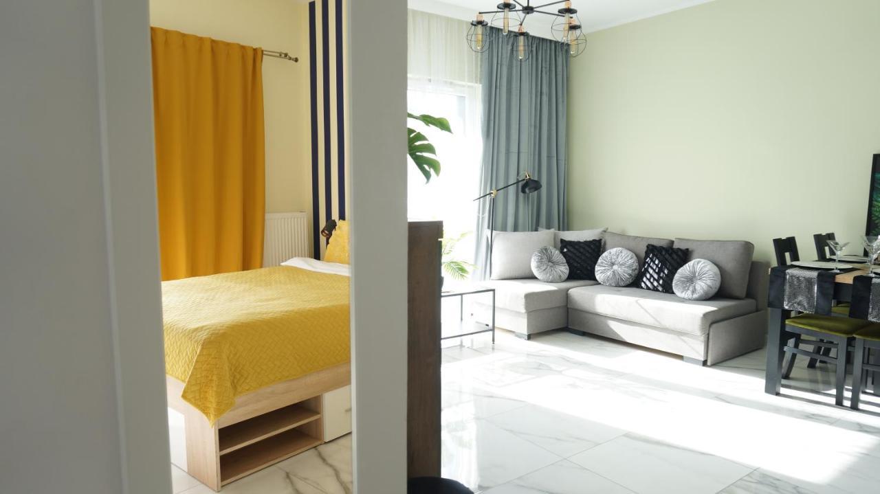 Prymasa Tysiaclecia 83A Separate Bedroom Free Garage By Perfect Apart 634 وارسو المظهر الخارجي الصورة