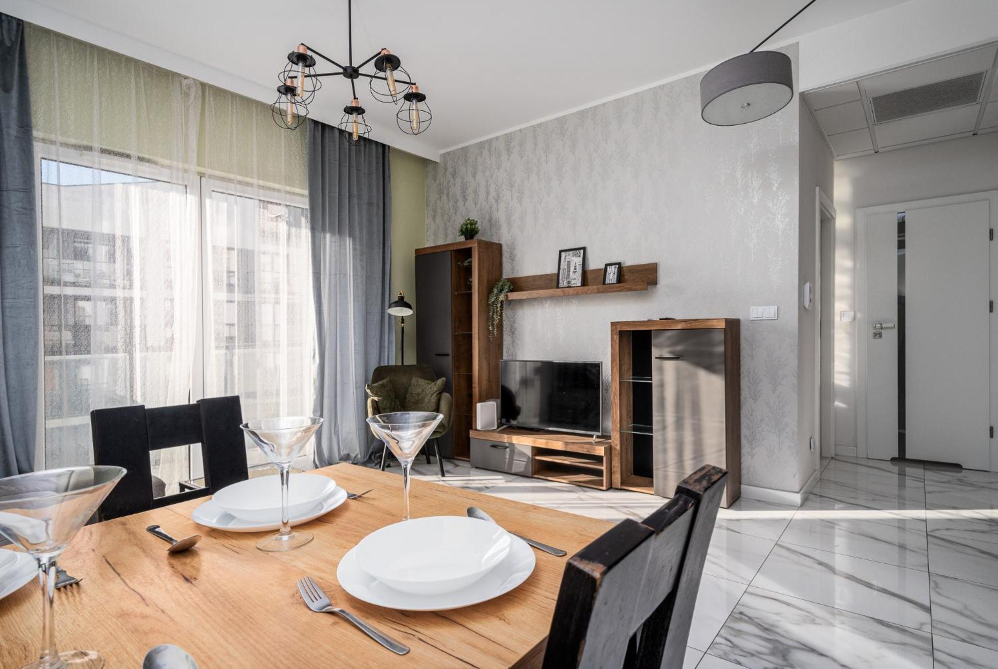 Prymasa Tysiaclecia 83A Separate Bedroom Free Garage By Perfect Apart 634 وارسو المظهر الخارجي الصورة