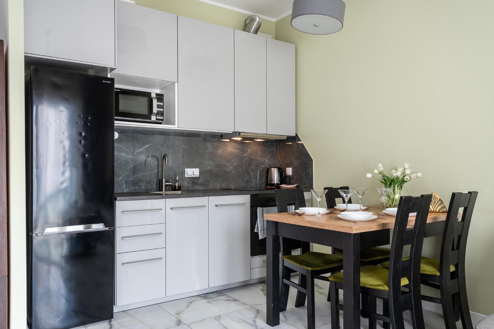 Prymasa Tysiaclecia 83A Separate Bedroom Free Garage By Perfect Apart 634 وارسو المظهر الخارجي الصورة